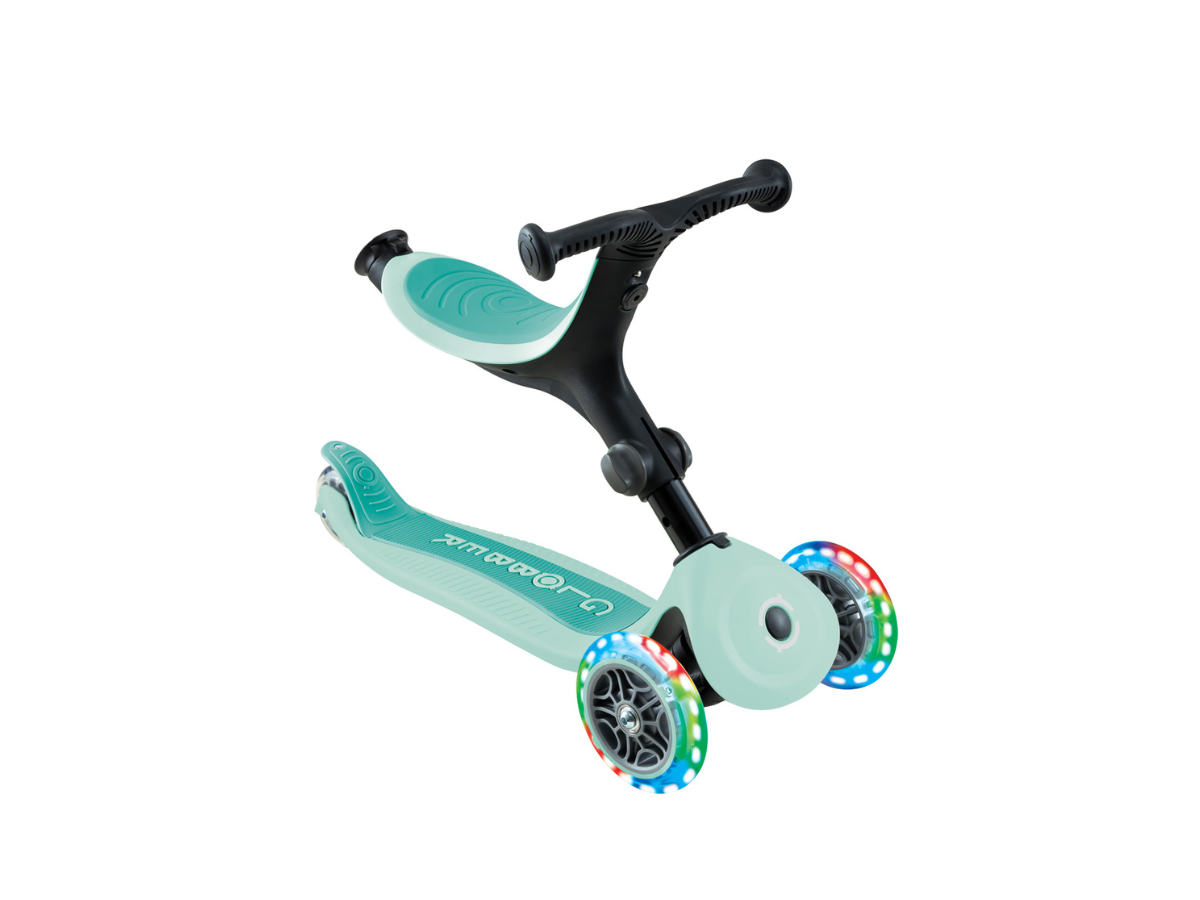 Globber Go Up Active Lights step - Mint