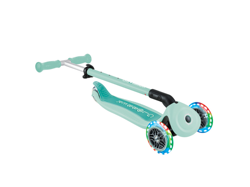 Globber Go Up Active Lights step - Mint