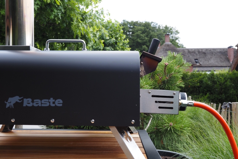 BASTE Hybride pizza oven buiten gas/pellets/houtskool/hout - RVS.