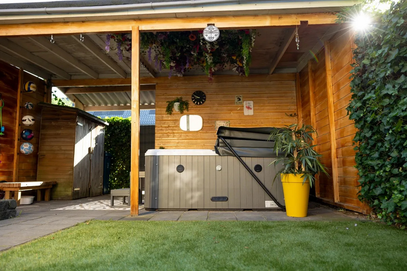 W’eau Lagune spa met warmtepomp - 6 persoons