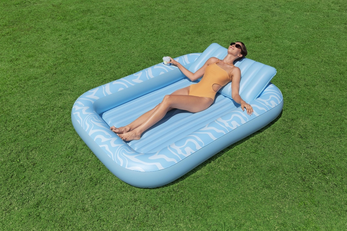 Bestway Sun-Kissed tanning lounge