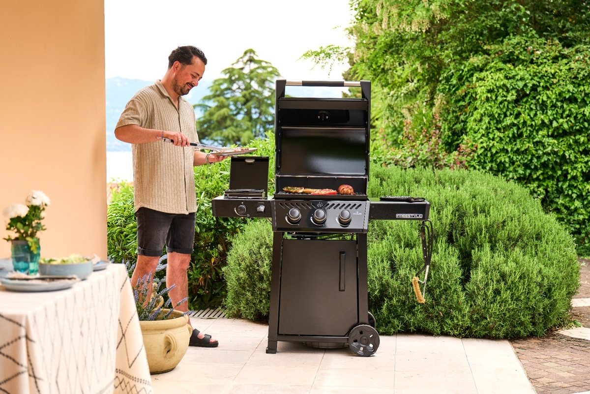 Napoleon Freestyle 365 SB gas bbq