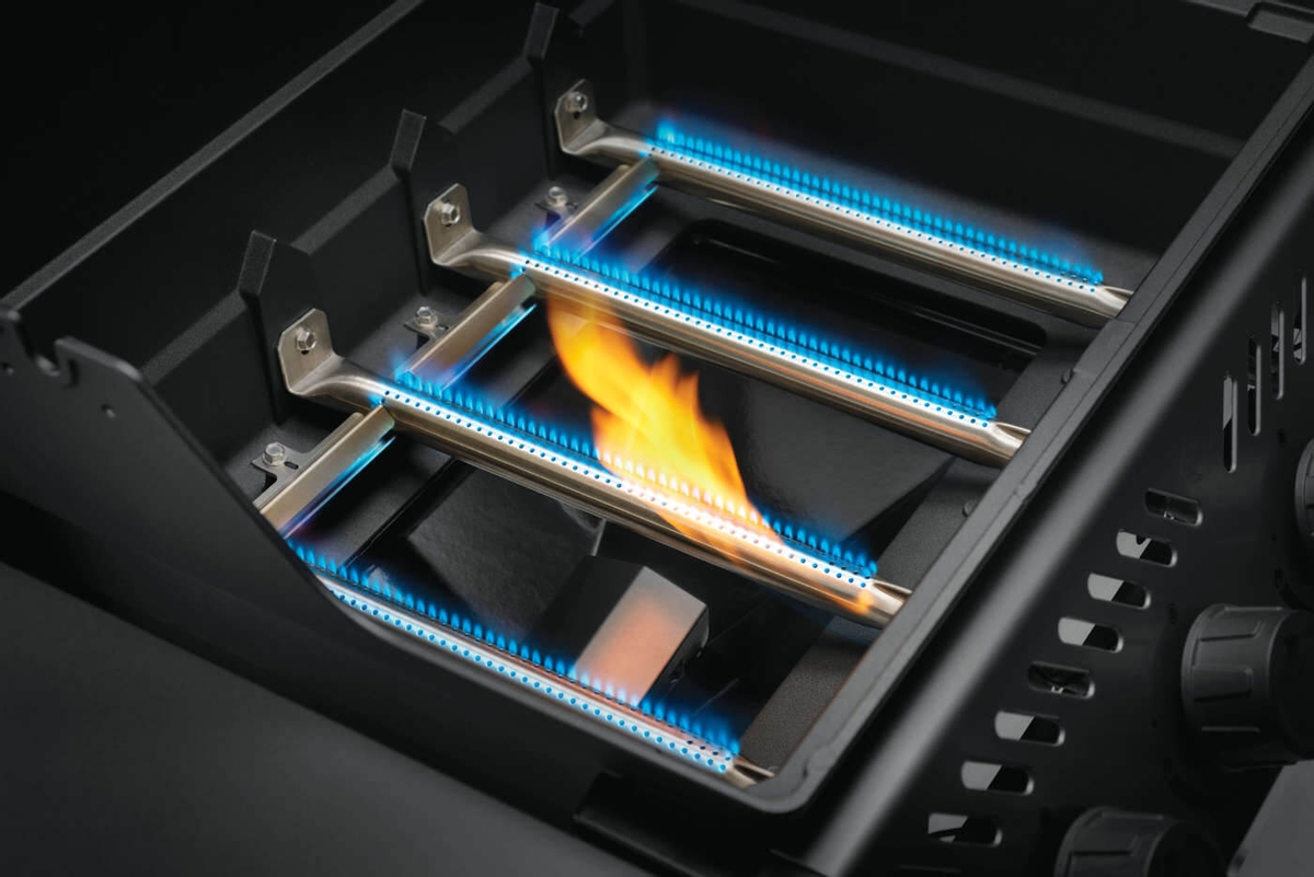 Napoleon Freestyle 425 SB gas bbq