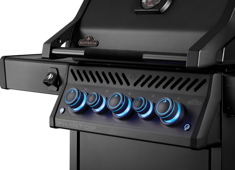 Napoleon Phantom Rogue PRO-S 425 gas bbq  