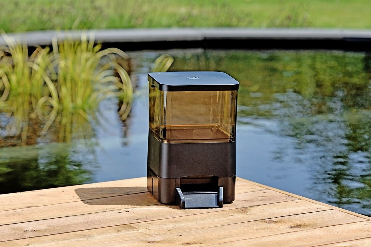 Aquaforte Fish Feeder - 8 liter