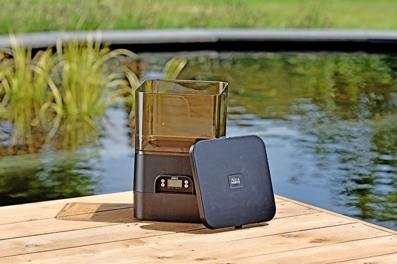 Aquaforte Fish Feeder - 8 liter