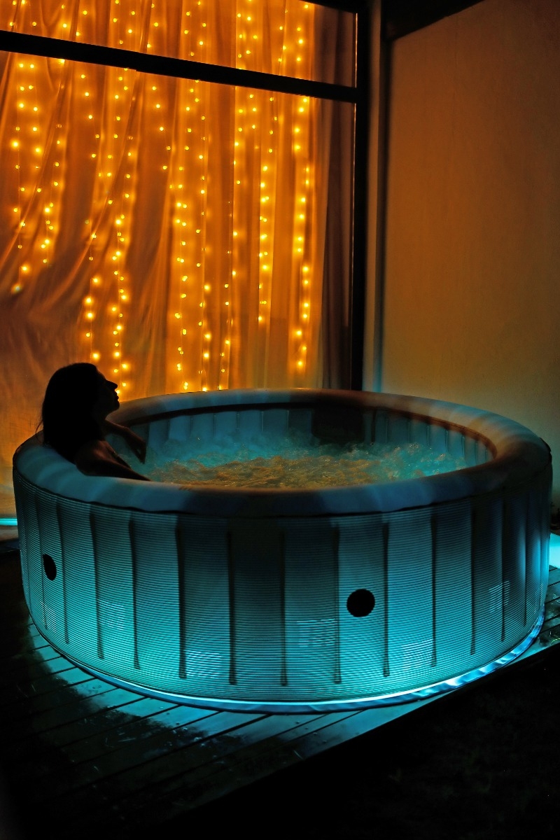 MSpa Starry opblaasbare spa - 6 persoons