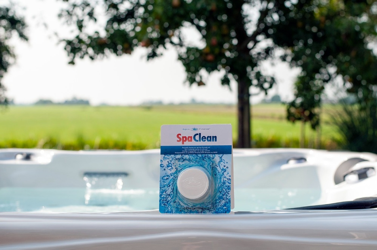 AquaFinesse Spa Clean 