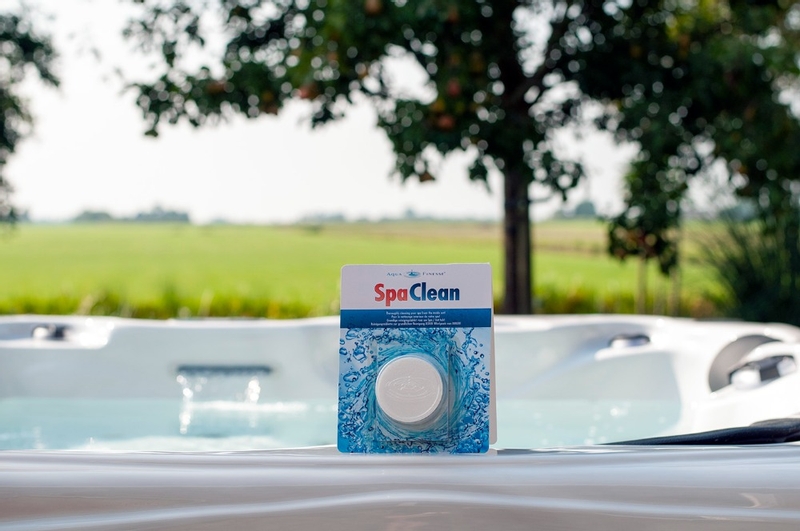 AquaFinesse Spa Clean 