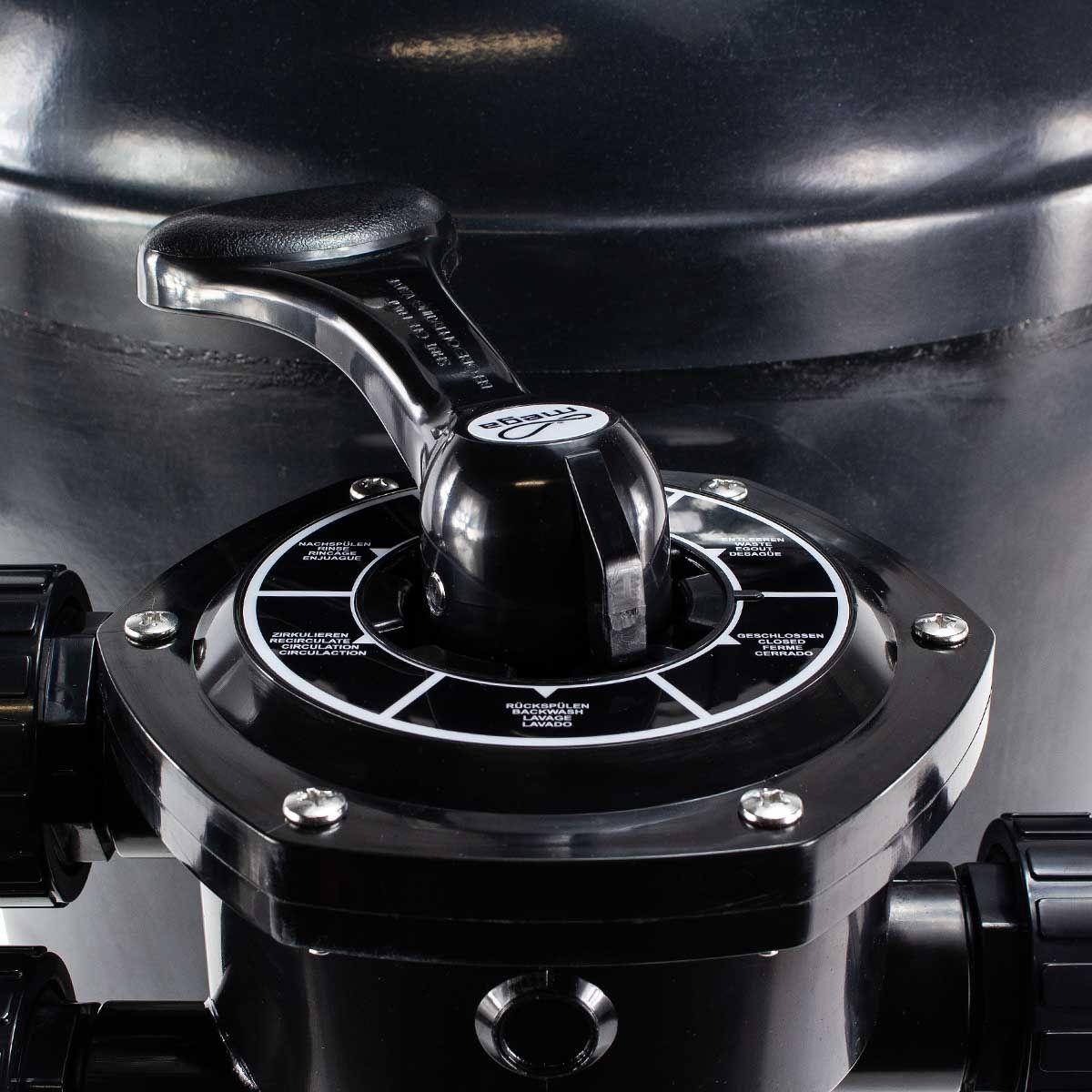 Mega 500 polyester zandfilter side mount 10m³