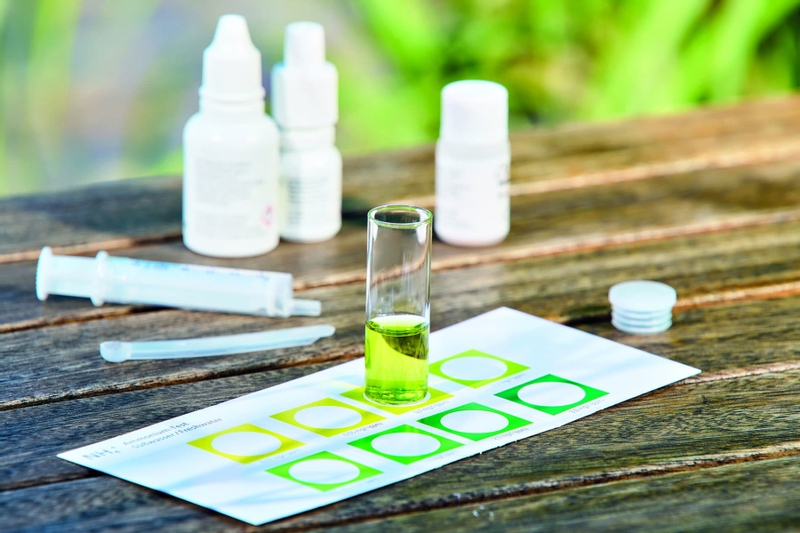 Oase Professionele Wateranalyse testset kleuren vergelijken groen