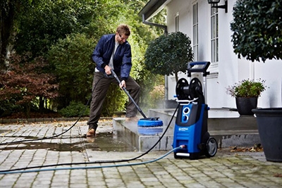 tuinset reinigen met hogedrukreiniger