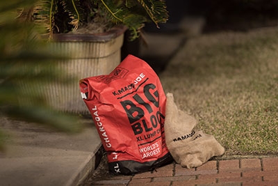 Kamado Joe houtskool